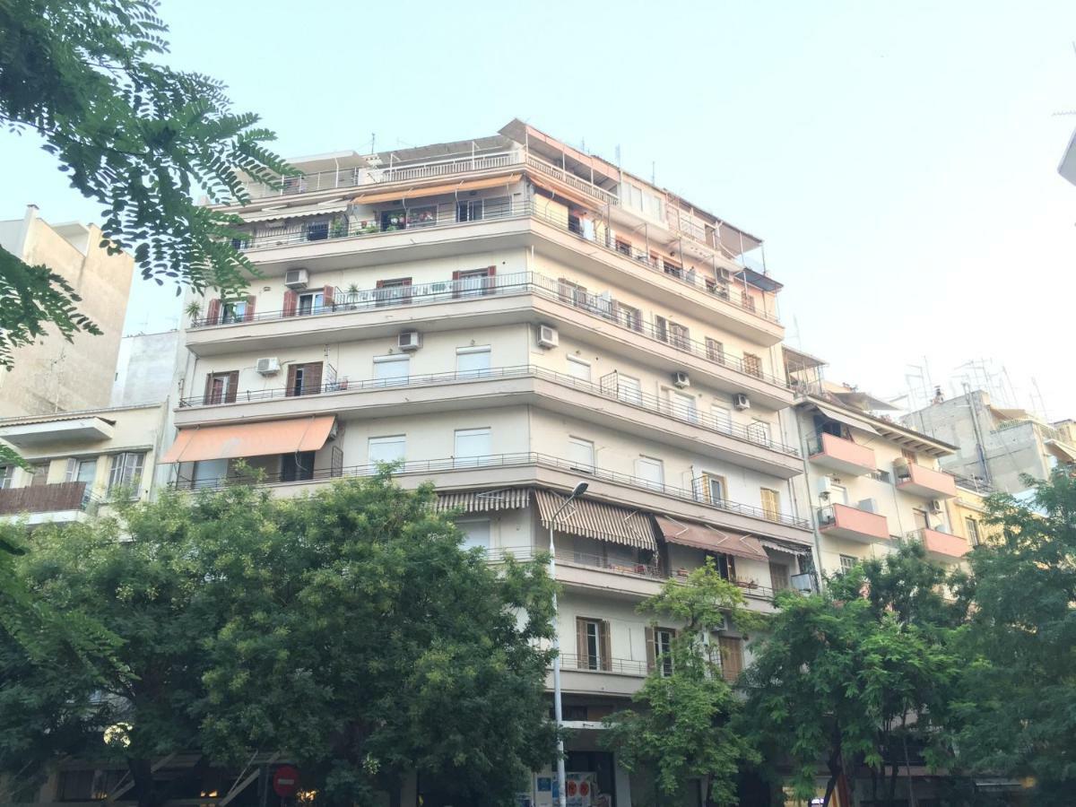 The 4 Travellers Thessaloniki Apartment Exterior photo